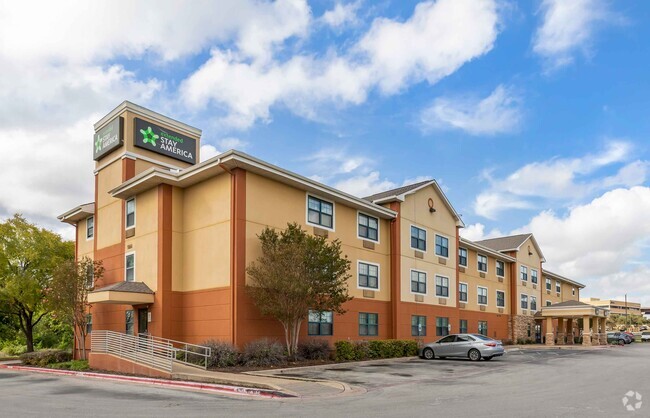 Building Photo - 16950 N Interstate Hwy 35