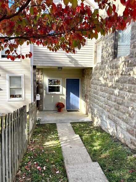 Primary Photo - 1104 W 38th St