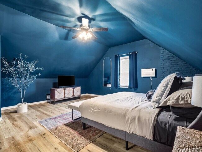 Building Photo - 3621 Silsby Rd