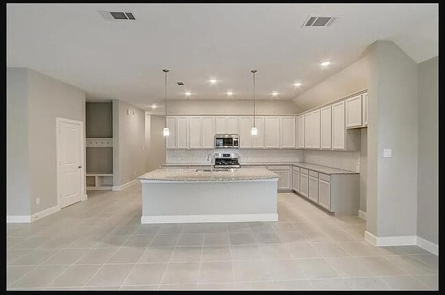 Building Photo - 5831 Turquoise Hl Ln