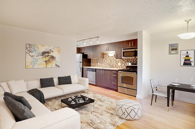 Building Photo - Clarkson Commons