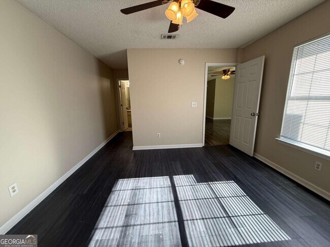 Building Photo - 16 Sapelo Dr