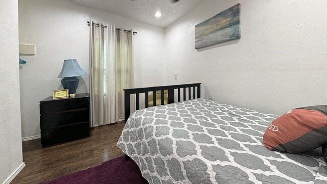 Building Photo - 7901 Record St