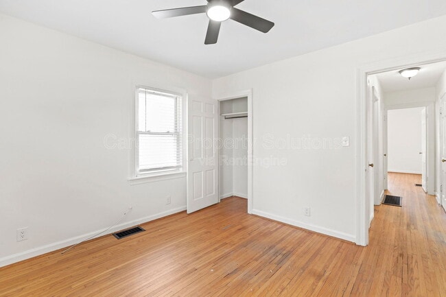 Building Photo - 2602 Elmo Pl