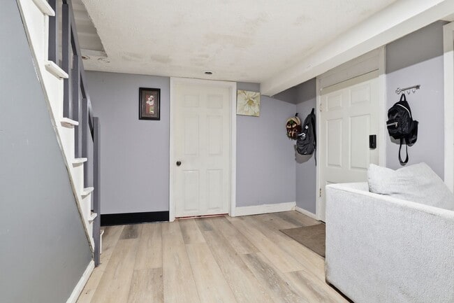 Building Photo - 3015 N 5th St