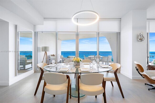 Building Photo - 16901 Collins Ave