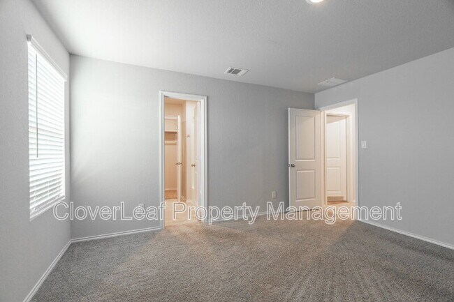 Building Photo - 13730 Bucket Way