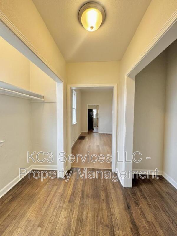 Building Photo - 129 Brooklyn Ave