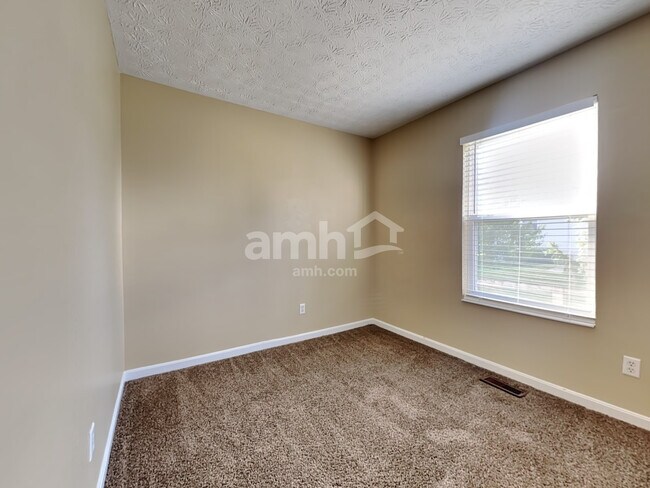 Building Photo - 1169 Poplar Hill Dr