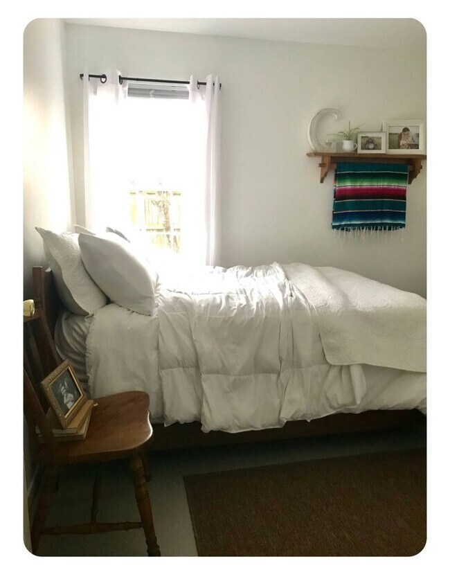 Building Photo - 3237 W Woodfield Way