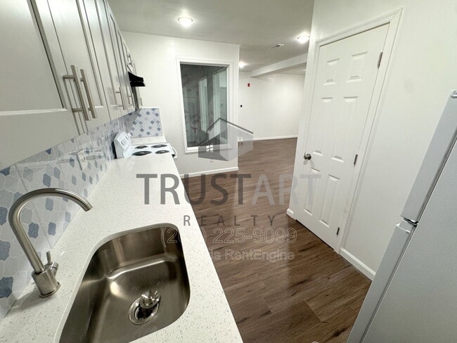 Building Photo - 2317 N 15th St