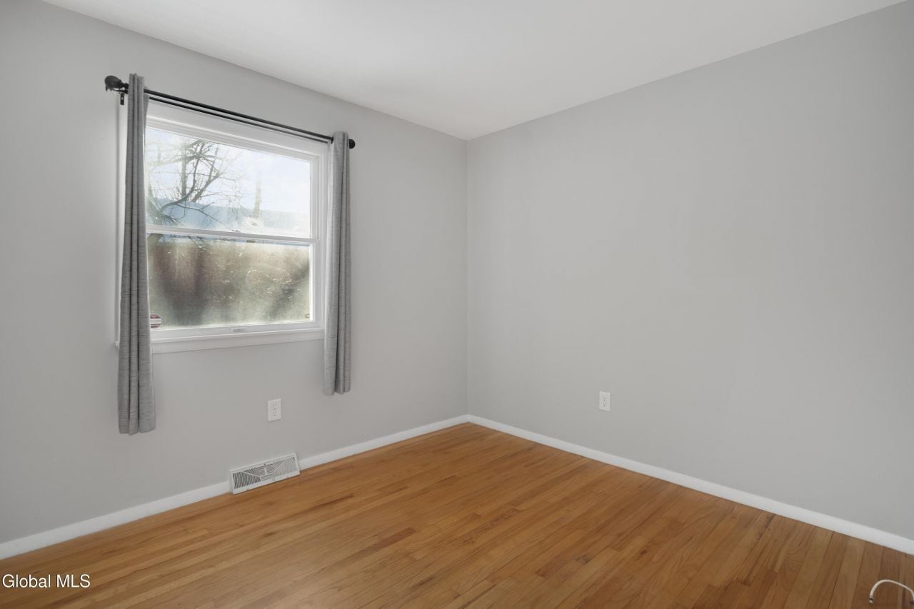 Building Photo - 314 Goode St