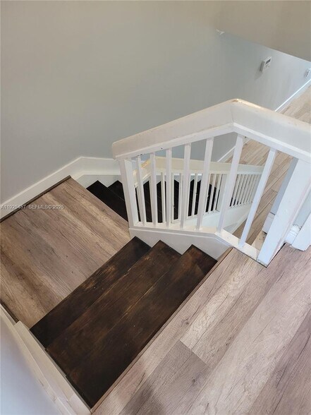 Building Photo - 1325 NW 123rd Ter