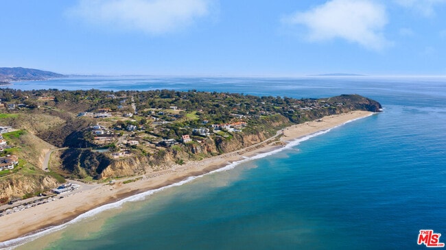 Building Photo - 29680 Zuma Bay Way