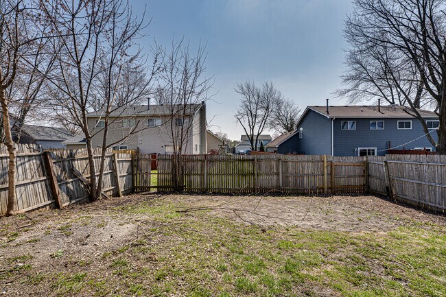 Building Photo - 1111 Brunswick Ln