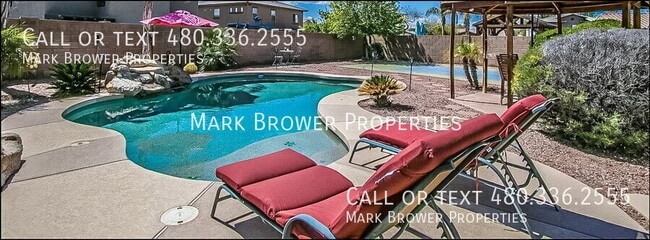 Building Photo - 1273 E Vermont Dr