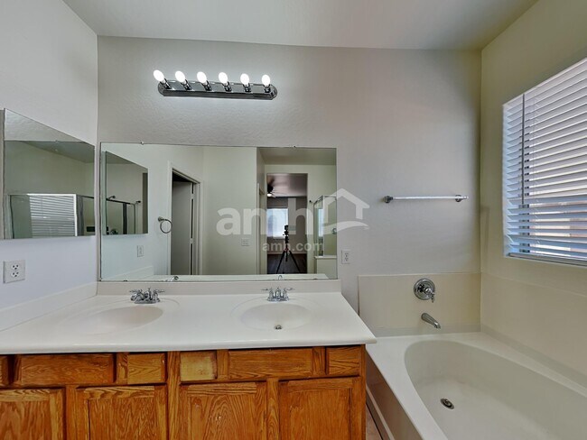 Building Photo - 8211 W Forest Grove Ave