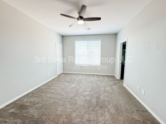 Building Photo - 20167 W Buchanan St