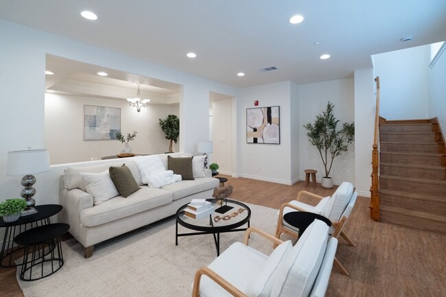 Primary Photo - BEAUTIFUL 4 BED 3 BATH UNIT!!!!!