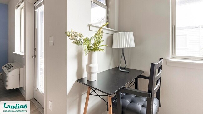 Building Photo - 2145 Molalla Rd