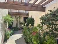 Building Photo - 1138 Las Riendas Way