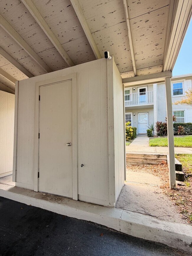 Building Photo - 1435 Millstream Ln