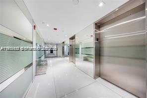 Building Photo - 20301 W Country Club Dr