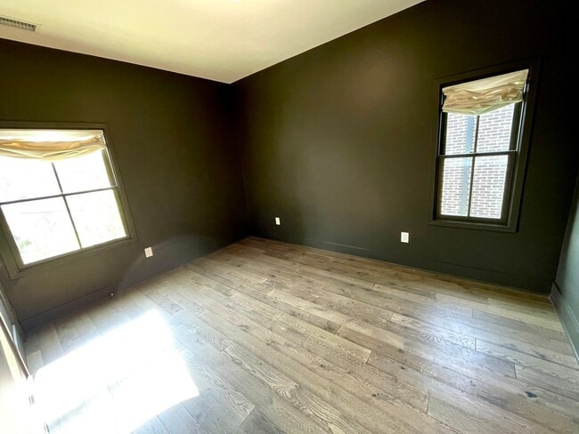 Building Photo - 3bed/3.5Bath LakeFront Home in Trilith