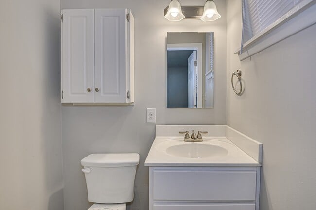 Building Photo - 3423 Cannongate Dr