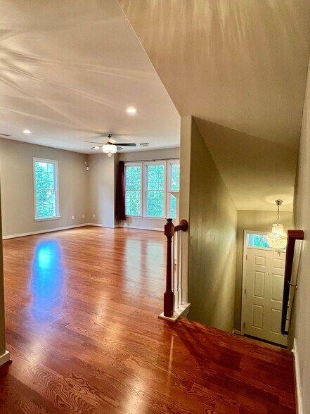 Building Photo - 4150 San Marco Dr