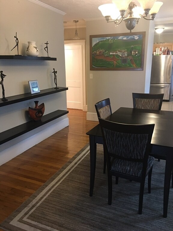 Building Photo - 33 Fifield St