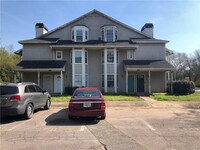 Building Photo - 9456 Cypress Ln