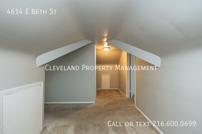 Building Photo - 4614 E 86th St