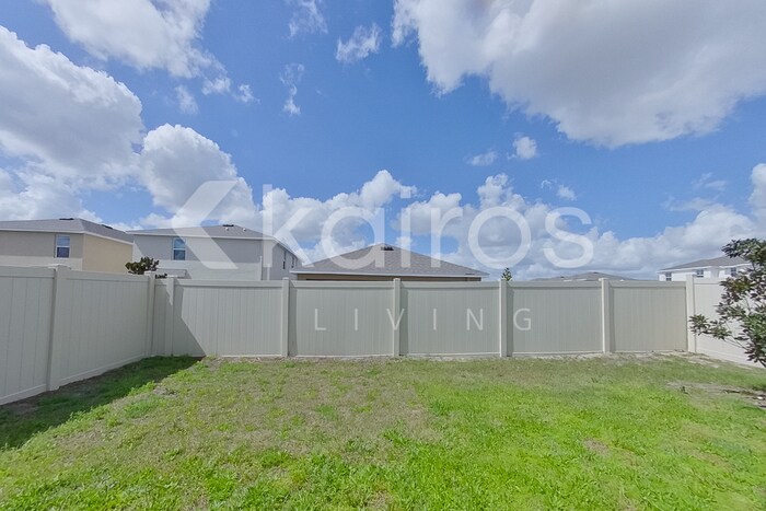 Building Photo - 8584 SW 44th Ct