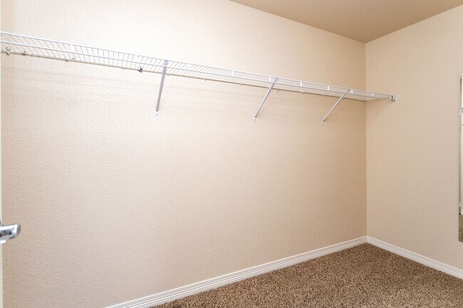 Building Photo - Spacious 5-Bedroom Home with Finished Base...