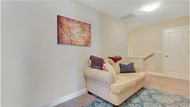 Building Photo - 170 Whitaker Way N