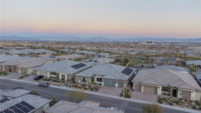 Building Photo - 756 Bruce Moorland St