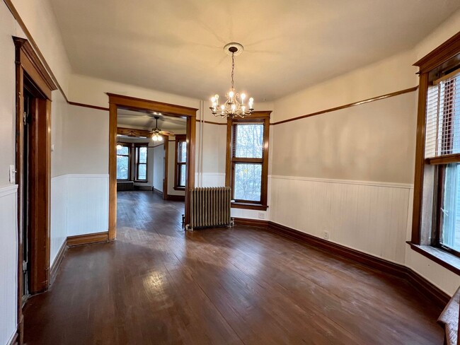 Building Photo - 2326 S Millard Ave