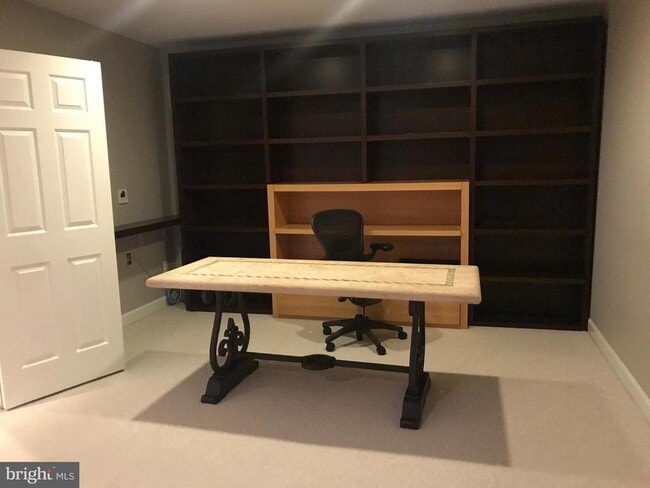 Building Photo - 1406 Ingleside Ave