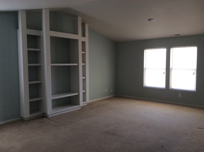 Building Photo - 8338 Gates Corner Dr