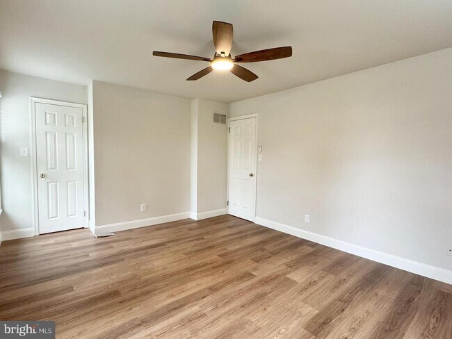 Building Photo - 906 Pritchet Ct