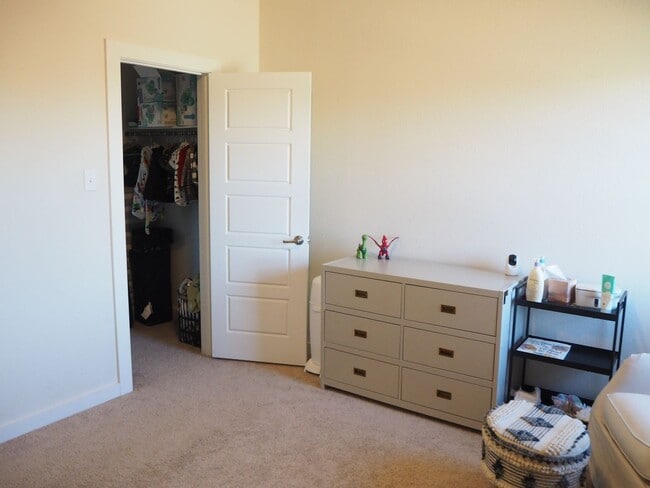 Building Photo - 4317 Swallow Dr