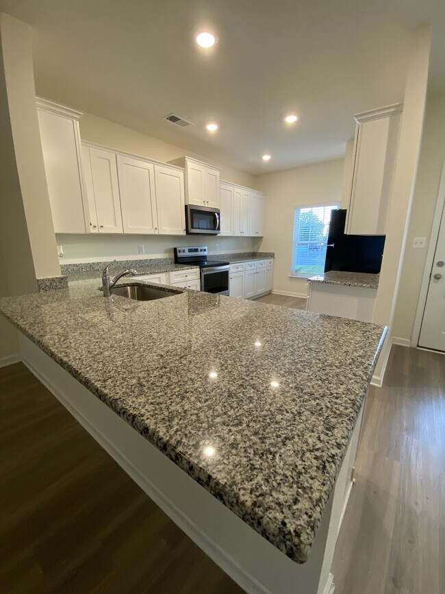 Building Photo - 697 Rivanna Run