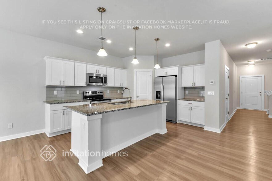 Building Photo - 3007 Ayana Dr