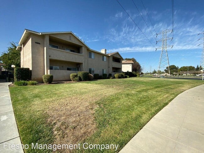 Primary Photo - 1565 W Swift Ave