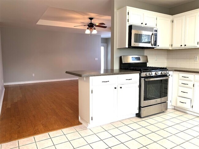 Building Photo - 3008 Levi Ln