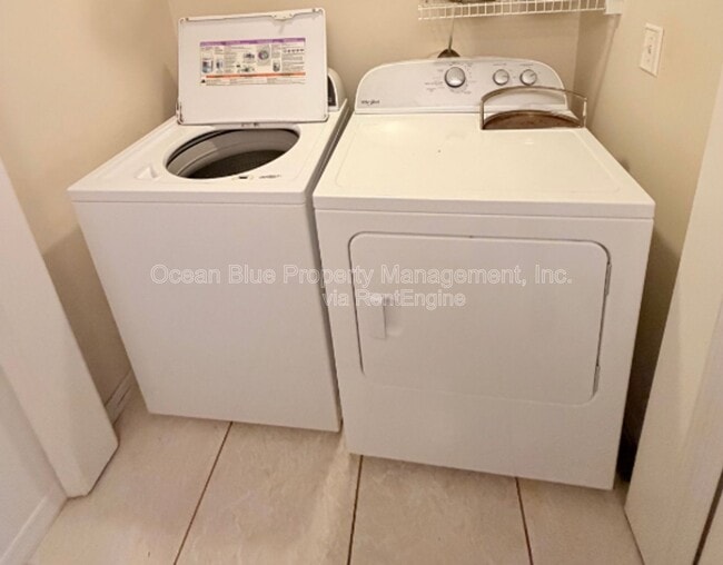 Building Photo - 15436 E Pond Woods Dr