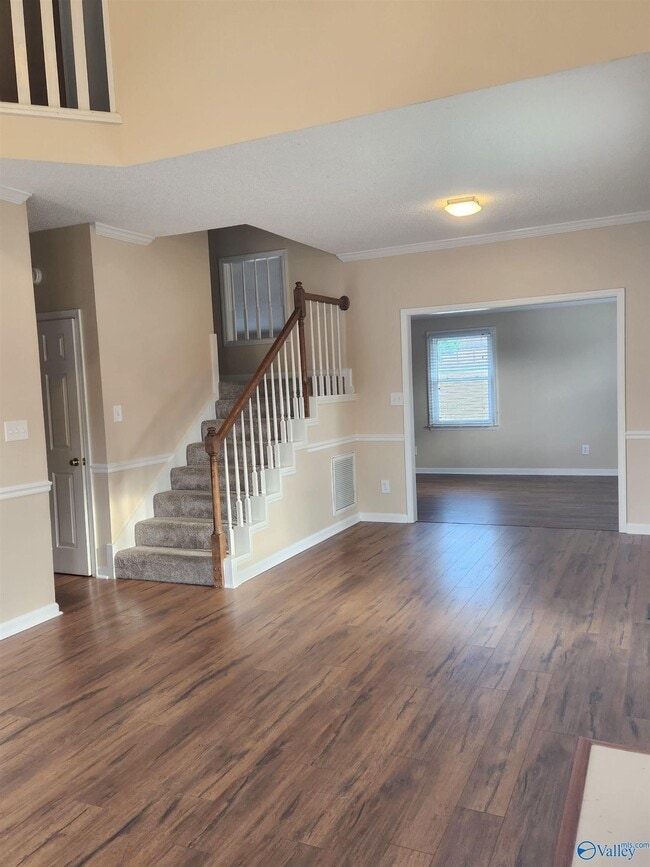 Building Photo - 106 Longleaf Ln