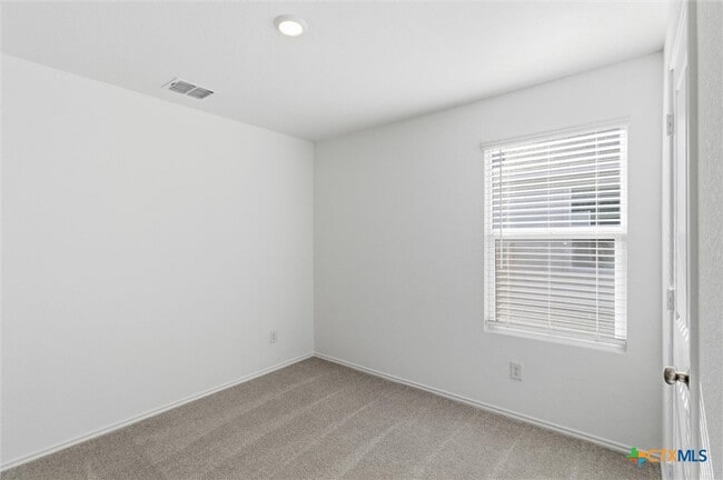 Building Photo - 310 Trinity River Holw