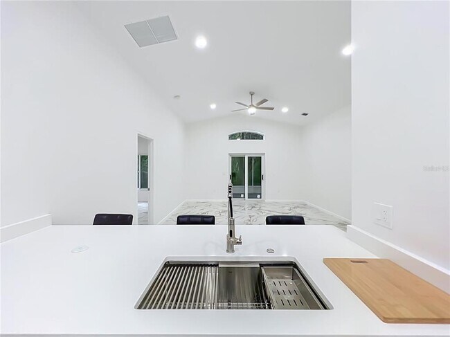 Building Photo - 11148 Pinewood Cove Ln